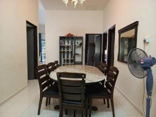 Alaisya Homestay 3 Full Aircond Vacation rental in Pahang, Malaysia