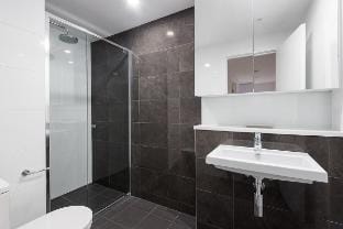 2BR Luxury Skytower |CBD|Pool|Gym|Netflix Vacation rental in Kangaroo Point