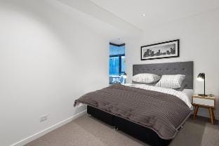 2BR Luxury Skytower |CBD|Pool|Gym|Netflix Vacation rental in Kangaroo Point