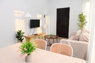 From D’Paddy Molek Inn-Molek 2 Vacation rental in Bahau