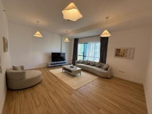 Stylish 2BR Apartment, The Walk Apartment in Dubai