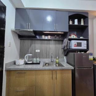 Elegant Downtown Studio Near SM Gaisano ROBINSON Apartment in Cagayan de Oro