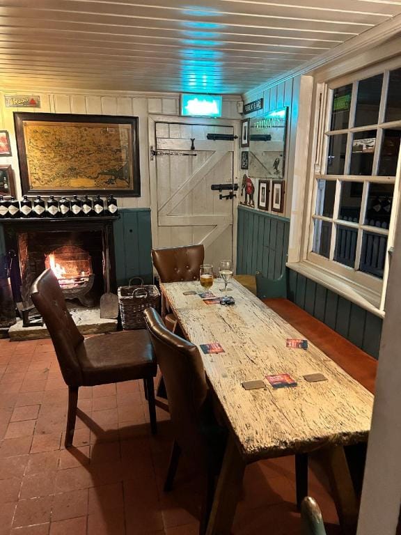 The Prince of Wales Hotel in Maldon District