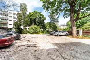 Peaceful studio with desk & free parking Apartment in Tallinn
