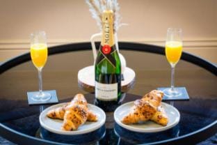Chic Manchester Chinatown Stay | Shops & Nightlife Vacation rental in Manchester