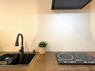 Tsurumibasi Ryokyo∼7 min to station 3BR Tatami 7pp Vacation rental in Osaka