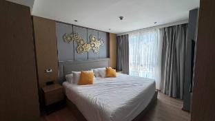 La Vita Rawai 1 Bdr Roof Pool Vacation rental in Rawai