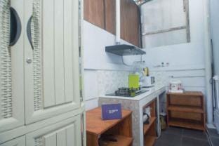 Homestay Permata In Tanjung Vacation rental in Marga