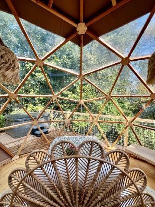 Guatape Nature Dome with Jacuzzi 15 min. to Disney Vacation rental in Île-de-France