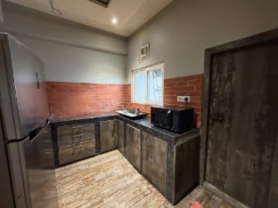 Lake View Penthouse 2BKH in Hyderabad by Homeyhuts Apartment in Hyderabad