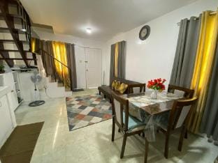 Eevee's Homes Unit 14/19 Vacation rental in Bacolod