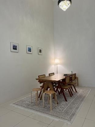 Roomah29@Behrang Sentral Vacation rental in Selangor, Malaysia