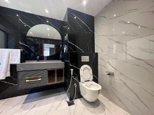 Stylish 2BR Apartment, The Walk Apartment in Dubai