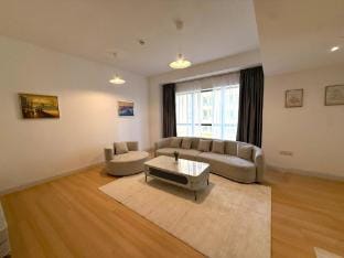 Stylish 2BR Apartment, The Walk Apartment in Dubai
