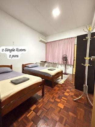 Classic Stay @The Spring 10pax Vacation rental in Kuching