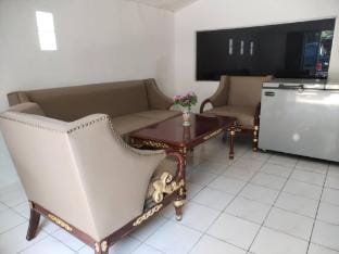 OYO 91270 Sabsa Homestay Vacation rental in Kuching