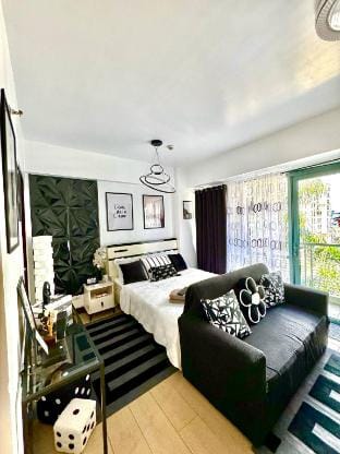Airport NAIA T3 Cozy Condotel  Apartment in Pasay