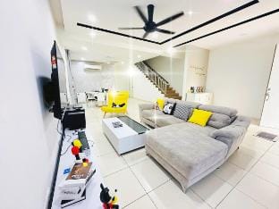 9pax /民宿ktv/kid play pool 温馨房子near cheng melaka Vacation rental in Malacca