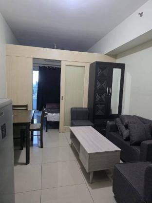 JAZZ RESIDENCES TOWER B Apartment in Makati
