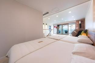 Paju Heyri Wolabal Bed and Breakfast in Gyeonggi-do
