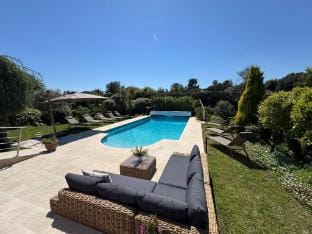 Villa Domaine 4 seasons Valbonne Villa in Valbonne