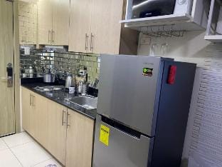 the Blue Space Vacation rental in Pasay