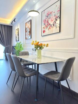 Rustic SeaviewStudio unit atR&F SeineRegion ByANJU Vacation rental in Johor Bahru