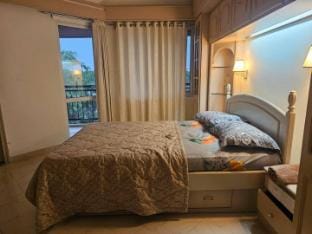 Waterfront 3BHK Apartment Kochi Apartment in Kochi