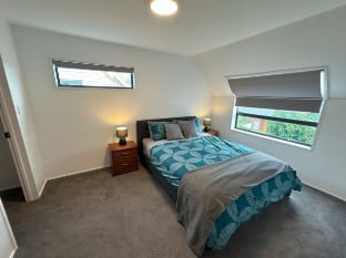 Airport Retreat 4BR 8 Guests Vacation rental in Christchurch