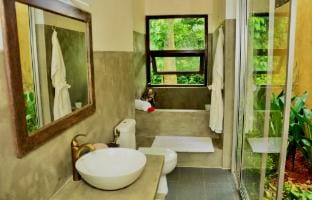 Tropical Mango Bungalow Villa in Southern Province