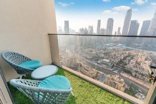Stunning 3BR unobstructed Burj Khalifa View Apartment in Dubai