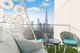 Stunning 3BR unobstructed Burj Khalifa View Apartment in Dubai