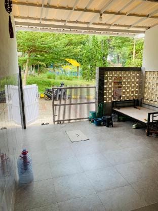 Homestay puri melia garden (PMG) Vacation rental in West Java