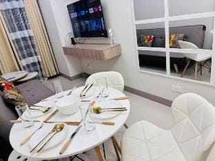 CheapLongTerm stay Mall of Asia Vacation rental in Pasay