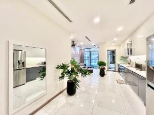 Park 3 Comfortable APT 3BR, Vinhomes Central Park Apartment in Ho Chi Minh City