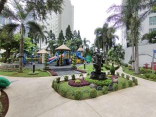 Zantedeschia Family'Nest at Casablanca Kuningan Vacation rental in South Jakarta City