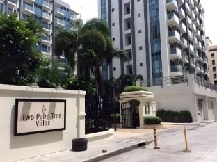 Cozy Studio Unit near NAIA T3 with Pool Vacation rental in Pasay