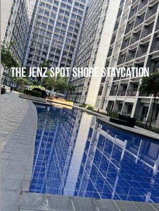 The Jenz Spot Shore Staycation near MOA Apartment in Pasay