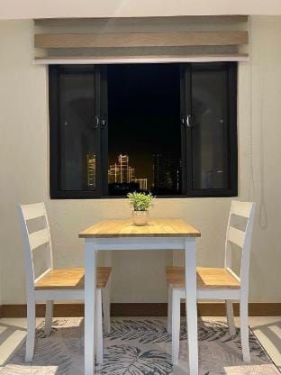 Cozy & Relaxing 2BR Unit@Casa Ignacio, Mandaluyong Apartment in Mandaluyong