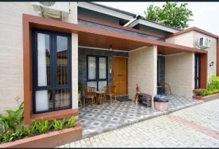 Premier homestay syariah Vacation rental in Special Region of Yogyakarta