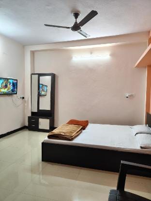 RK HOMESTAY NANAKHEDA  Vacation rental in India