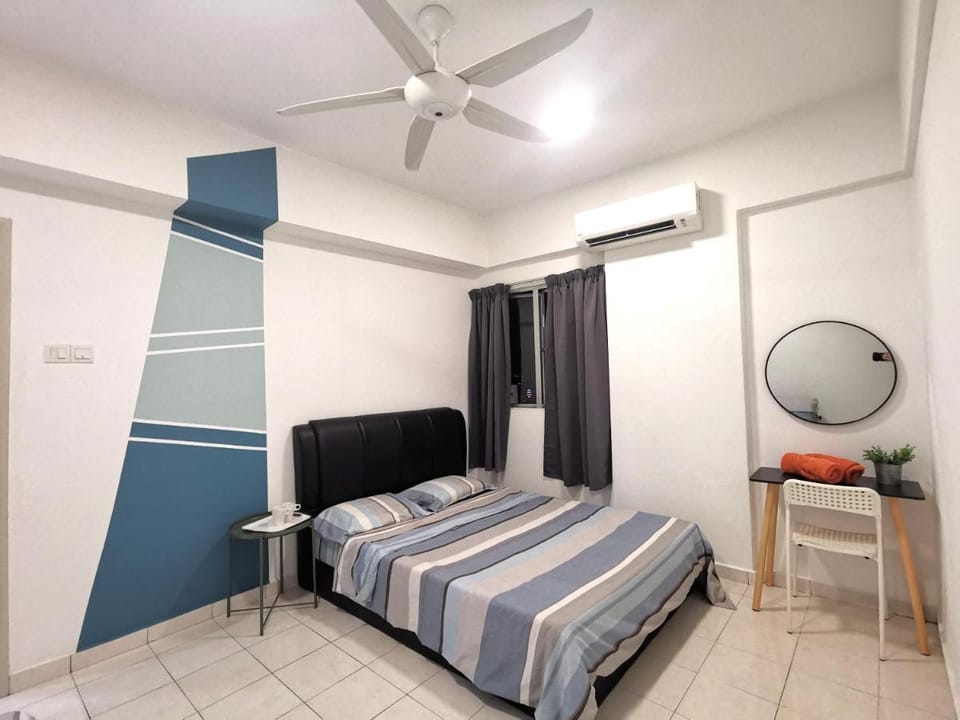 Menjalara Share House 中文房东-Room Only Vacation rental in Petaling Jaya