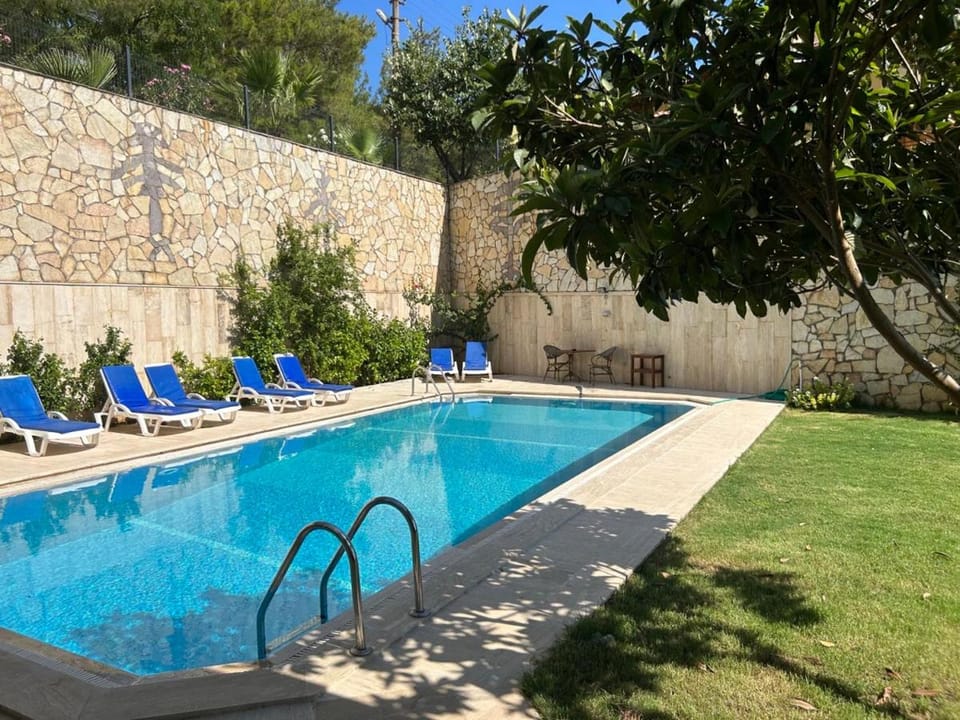White Suites Icmeler Bed and Breakfast in Muğla Province