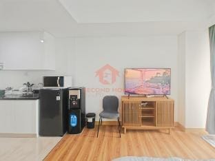 Cozy Studio South Gate Apt w/ Pool, Gym, Wi-Fi Vacation rental in South Jakarta City