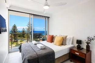 Beachfront Bliss in Peninsula Surfers Paradise Vacation rental in Surfers Paradise