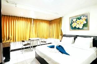 The Rustic Charm Beachside 1 Bedroom Apartment Vacation rental in Patong