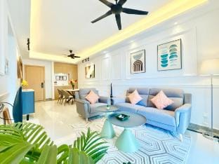 Luxe 2BR Unit at R&F Seine Region By ANJU Vacation rental in Johor Bahru