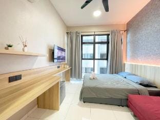 Skyloft 1 MinTo BukitIndah Aeon Hotel 1BR 2pax Vacation rental in Johor Bahru
