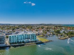 The Top Deck Retreat Ballina Vacation rental in Ballina