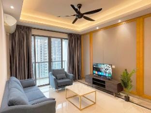 R&F Seaview Topfloor 3BR Modern Style 4to12pax Vacation rental in Johor Bahru